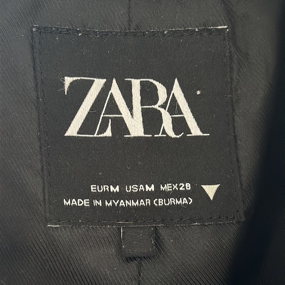 Zara Blazer - Picture 2 of 2